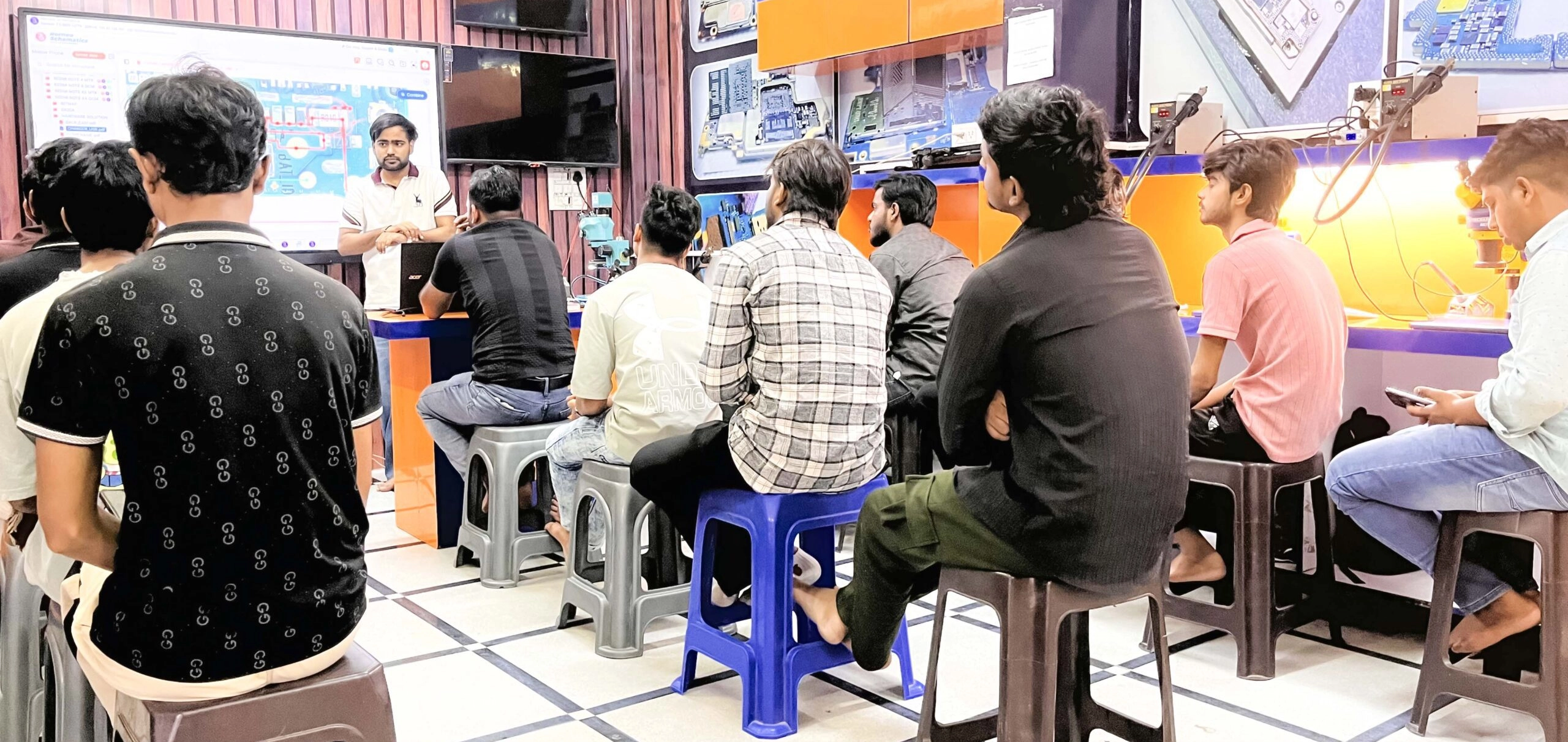 Mobile Repairing Course in Faridabad